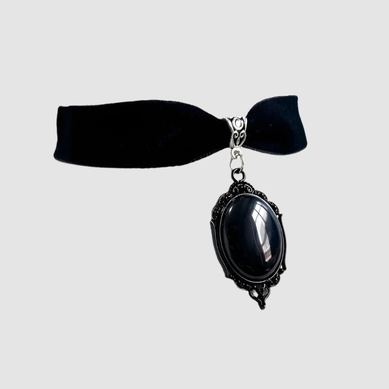 Collier Cascade Gothique Avec Grosses Pierres Noires - Occasion - Très Bon état (TBE)