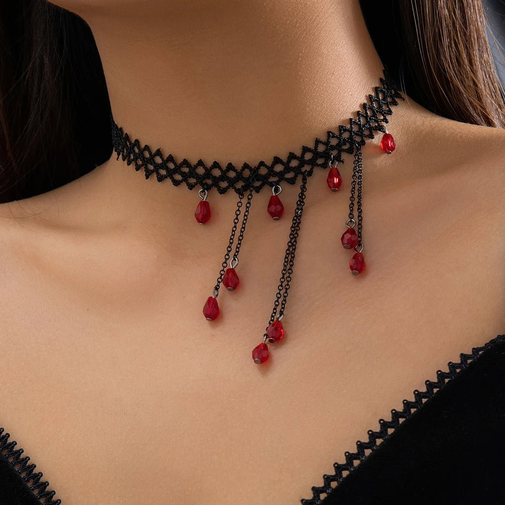 Collier ras de cou gothique chauve souris - bijou gothique - halloween, sorcière - Un grand marché Collier ras de cou gothique chauve souris - bijou gothique - halloween, sorcière - Un grand marché